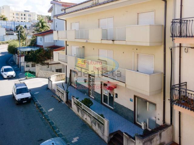 Appartamento in vendita di 107 m² in Viale delle Terme
