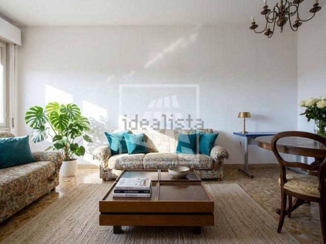 Appartamento in vendita di 107 m² in Viale Giacomo Matteotti, 12