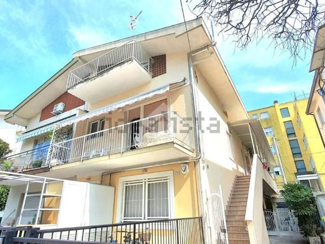 Appartamento in vendita di 107 m² in Viale Noli, 7