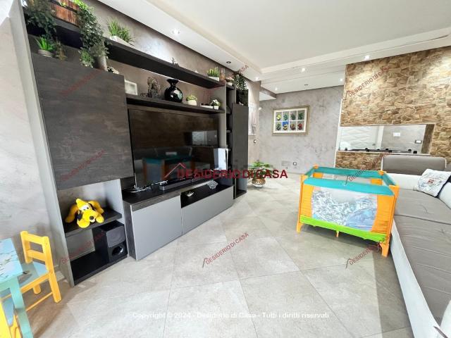 Appartamento in vendita di 107 m² in Corso dei Mille, 1616