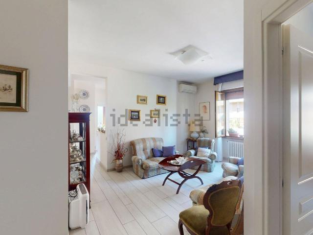 Appartamento in vendita di 107 m² in Piazza Giovanni XXIII&apos