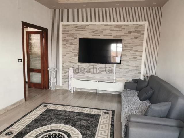 Appartamento in vendita di 107 m² in Piazza Dante, 53