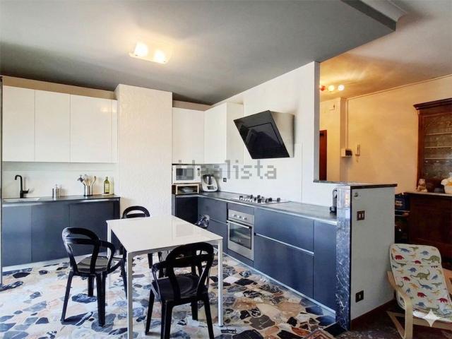Appartamento in vendita di 107 m² in Strada Langhirano, 25