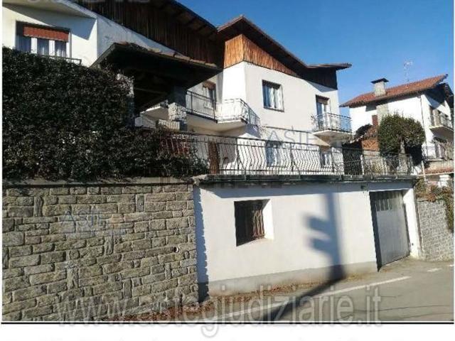Appartamento in vendita di 108 m² in Via Colli Fioriti, 2