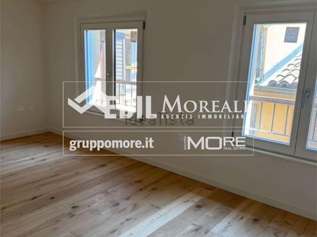 Appartamento in vendita di 108 m² in Via Coltellini
