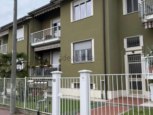 Appartamento in vendita di 108 m² in Via Carrozzino, 17