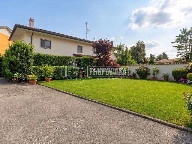 Appartamento in vendita di 108 m² in Via Casale, 23