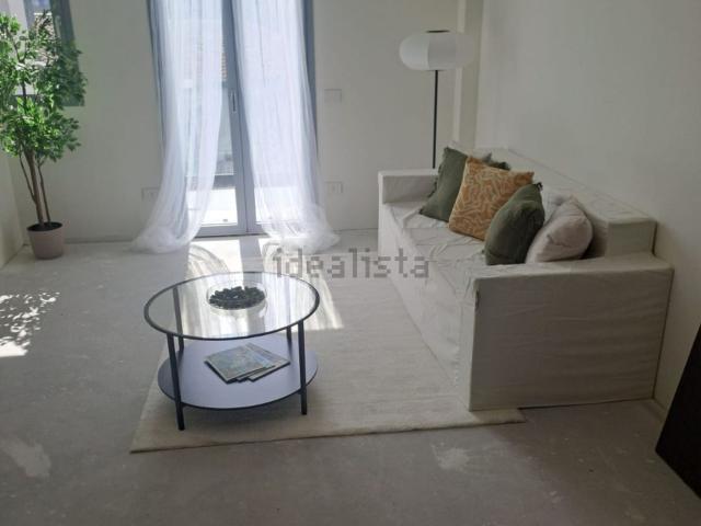 Appartamento in vendita di 108 m² in Via Cenisio