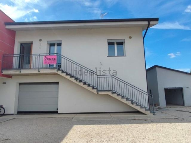 Appartamento in vendita di 108 m² in Via Cervi, 20