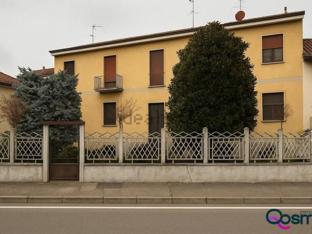 Appartamento in vendita di 108 m² in Via Circonvallazione, 58