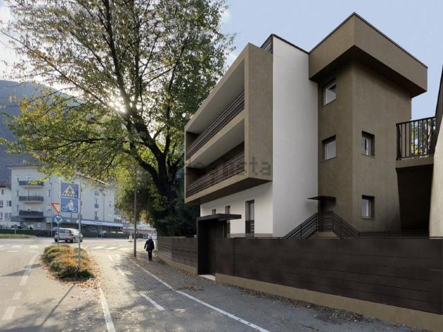 Appartamento in vendita di 108 m² in Via Claudia Augusta, 4