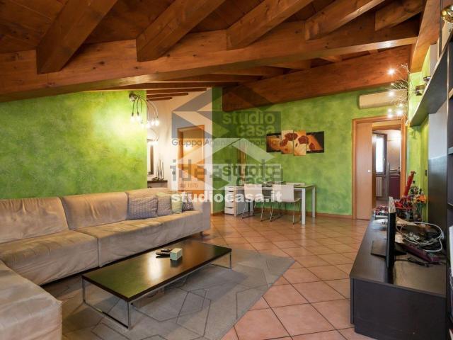 Appartamento in vendita di 108 m² in Via A. Vivaldi, 3