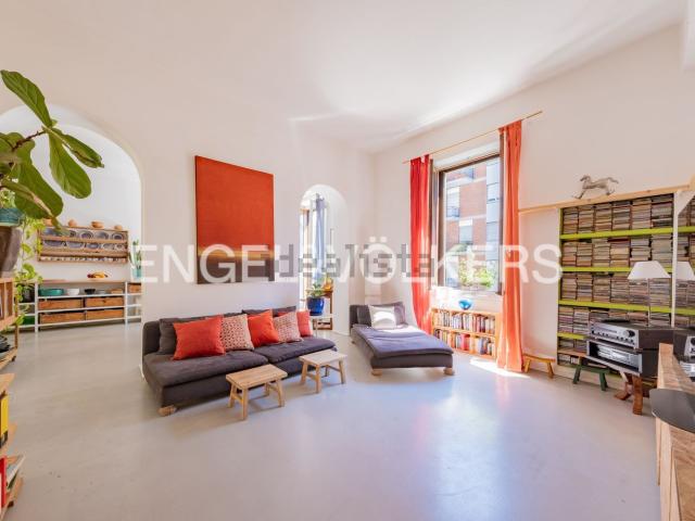 Appartamento in vendita di 108 m² in Via Antonio Rosmini, 7