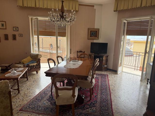 Appartamento in vendita di 108 m² in Via Acquedotto Romano