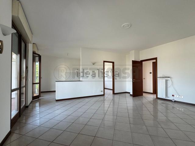Appartamento in vendita di 108 m² in Via Borgogna