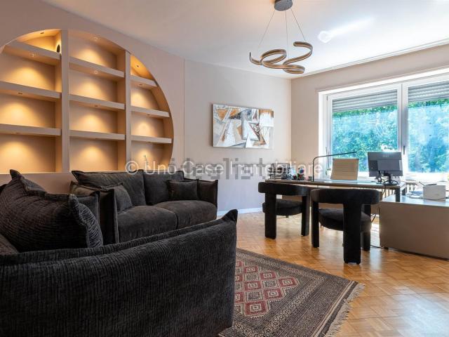Appartamento in vendita di 108 m² in Via Giuseppe di Vittorio, 4