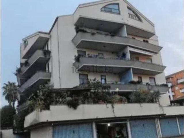 Appartamento in vendita di 108 m² in Via Giuseppe Mazzini, 54