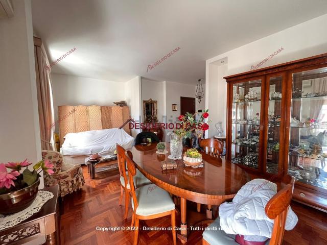 Appartamento in vendita di 108 m² in Via Giacomo Besio, 127