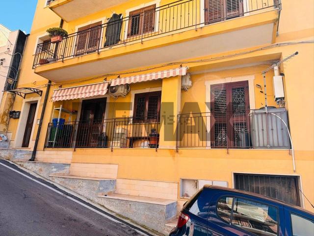Appartamento in vendita di 108 m² in Via Gian Battista Vico, 21