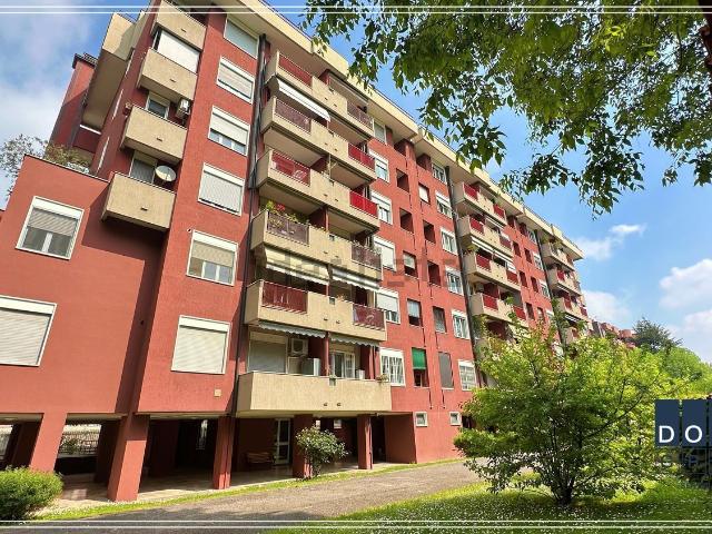 Appartamento in vendita di 108 m² in Via Giovan Battista Angioletti, 5