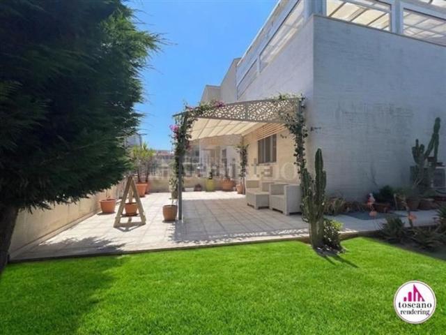 Appartamento in vendita di 108 m² in Via Giovanni da Verrazzano
