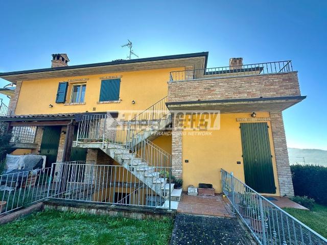 Appartamento in vendita di 108 m² in Via Giovanni Pascoli