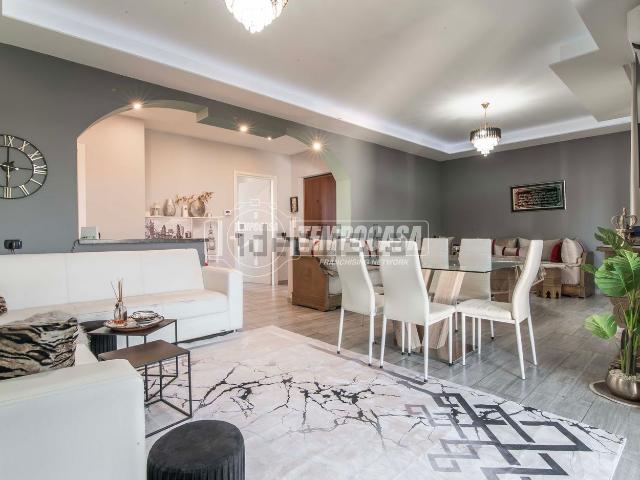 Appartamento in vendita di 108 m² in Via Don Minzoni, 42