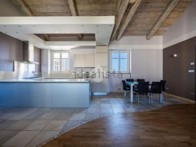 Appartamento in vendita di 108 m² in Via Don Orione, 16