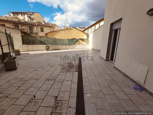 Appartamento in vendita di 108 m² in Via del Romito, 49