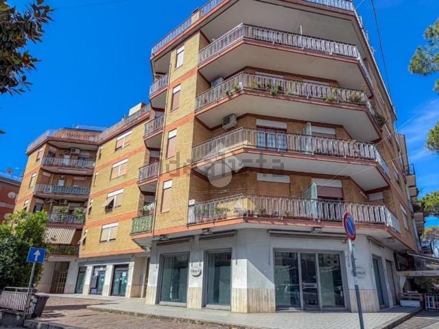 Appartamento in vendita di 108 m² in Via della Forma, 19