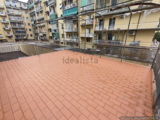 Appartamento in vendita di 108 m² in Via Elio Chianesi, 10