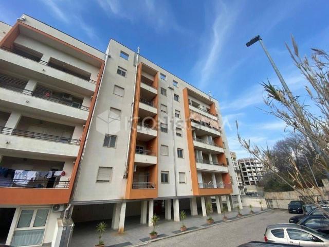 Appartamento in vendita di 108 m² in Via Ettore Maiorana