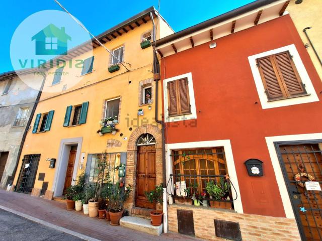 Appartamento in vendita di 108 m² in Via Fratelli Bandiera, 47