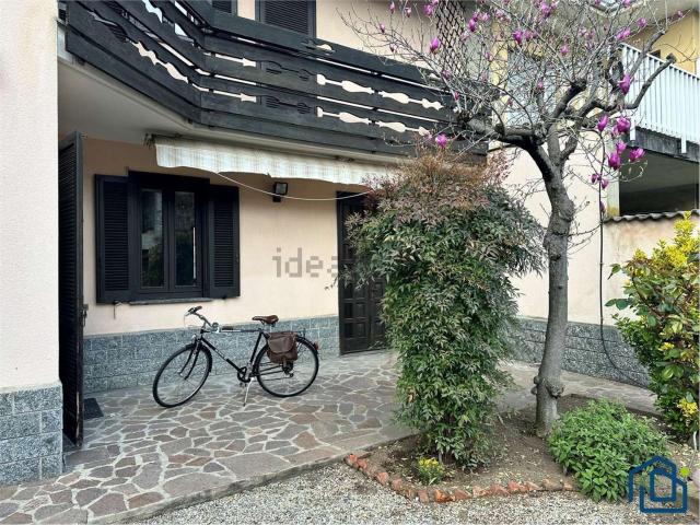 Appartamento in vendita di 108 m² in Via Liguria, 1