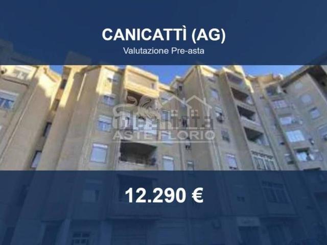 Appartamento in vendita di 108 m² in Via Luigi Pirandello, 179
