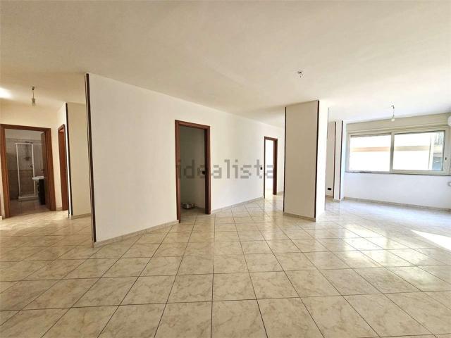 Appartamento in vendita di 108 m² in Via Monsignor Salvatore Siino, 47
