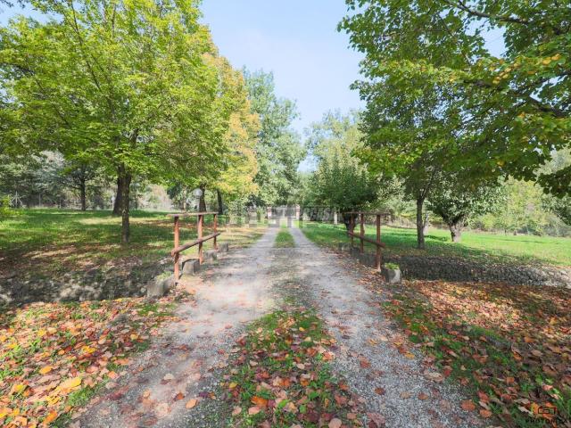 Appartamento in vendita di 108 m² in Via Montebello