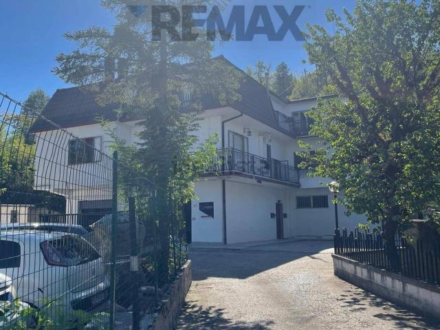 Appartamento in vendita di 108 m² in Via Madonna delle Grazie, 30