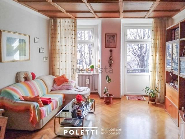 Appartamento in vendita di 108 m² in Via Mainardo