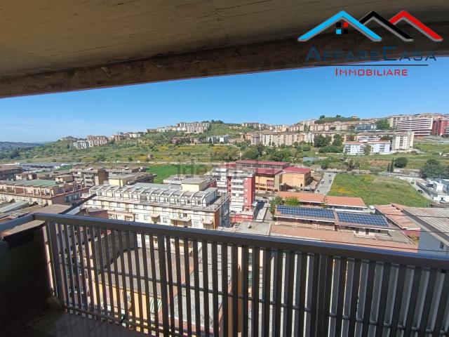 Appartamento in vendita di 108 m² in Via Niscemi, 239