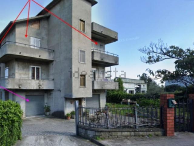 Appartamento in vendita di 108 m² in Via Salvatore Baffa