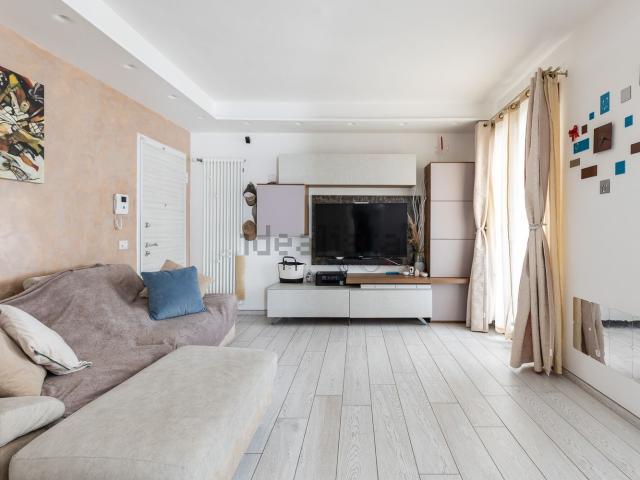 Appartamento in vendita di 108 m² in Via Silvio Pellico, 5