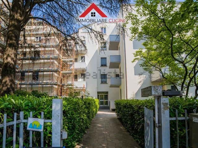 Appartamento in vendita di 108 m² in Via Silvio Pellico