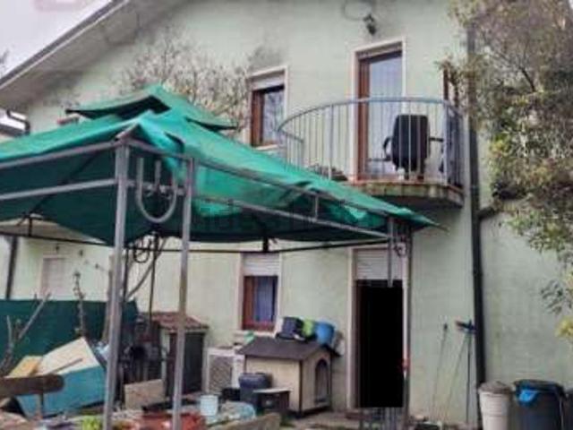 Appartamento in vendita di 108 m² in Via Parmala, 17