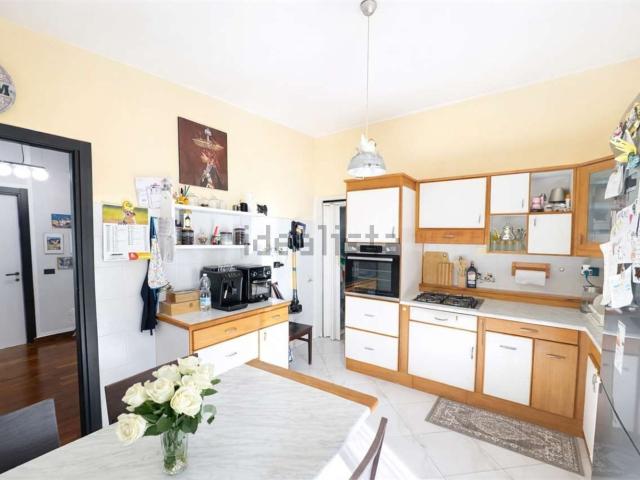 Appartamento in vendita di 108 m² in Via Provinciale, 340