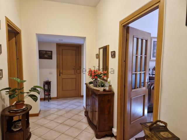Appartamento in vendita di 108 m² in Via Rodi