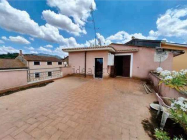 Appartamento in vendita di 108 m² in Via Roma