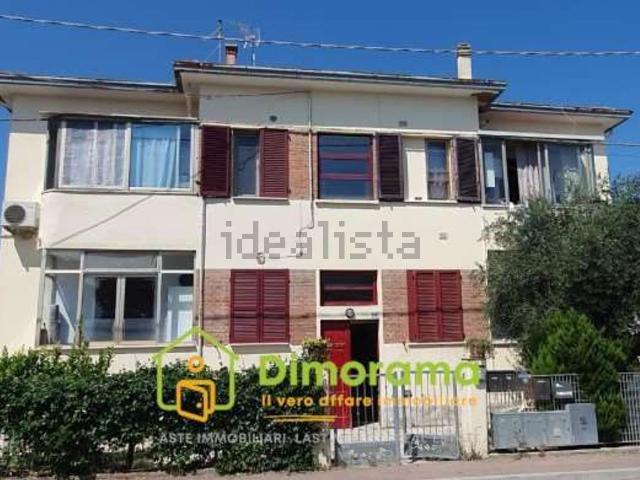 Appartamento in vendita di 108 m² in Via Roma, 1367