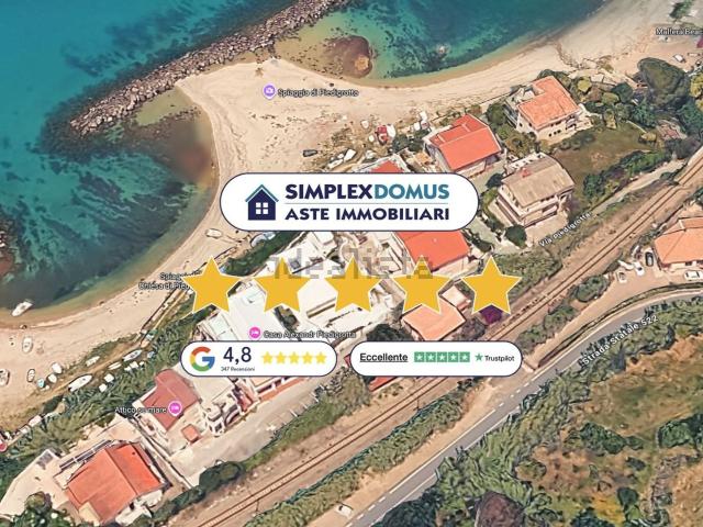 Appartamento in vendita di 108 m² in Via Riviera Prangi