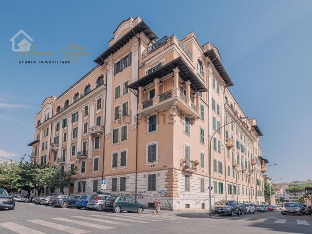 Appartamento in vendita di 108 m² in Via Taranto